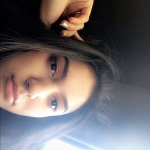 Meet your Posher, Yareimi